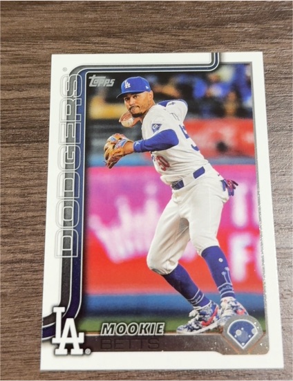 2025 Topps Series 2 #500 Mookie Betts — front