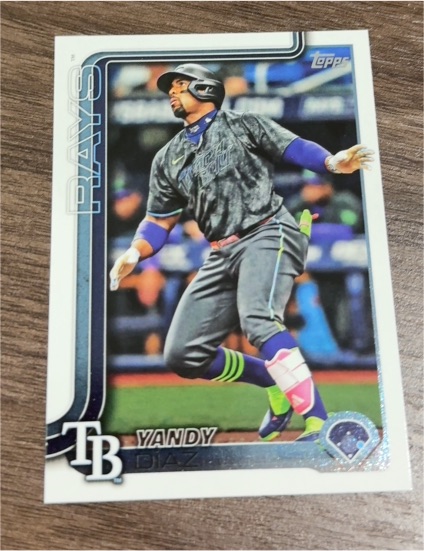 2025 Topps Series 2 #402 Yandy Diaz — front