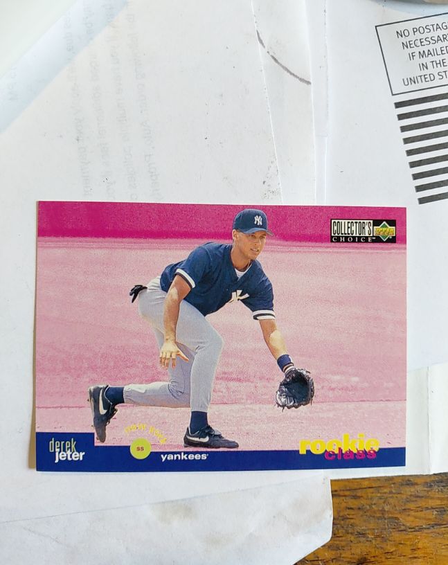 1995 Upper Deck Collector's Choice #15 Derek Jeter Rookie Class — front