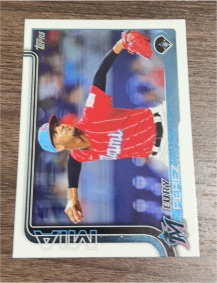2025 Topps Series 2 #487 Eury Pérez — front
