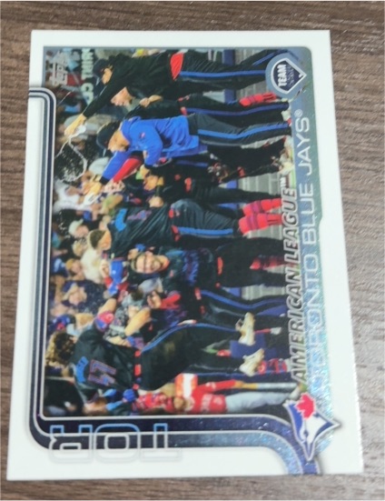 2025 Topps Series 2 #570 Toronto Blue Jays Team Card — front