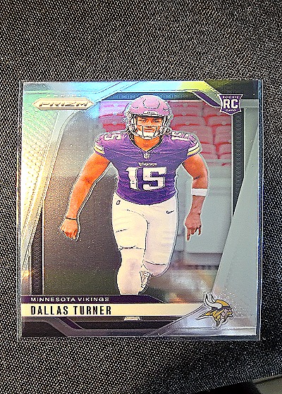 2024 Panini Prizm #324 Dallas Turner — front