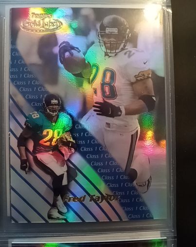 2000 Topps Gold Label #27 Fred Taylor — front