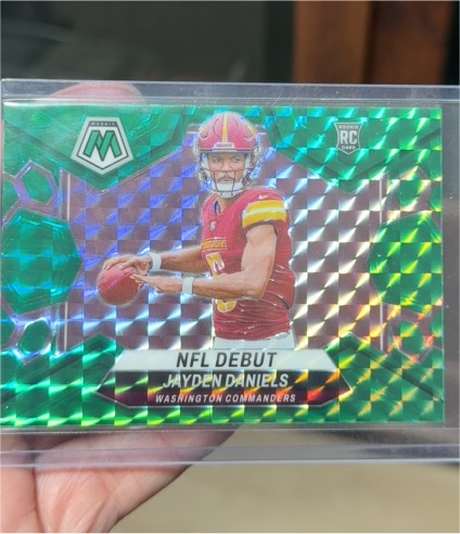 2024 Panini Mosaic NFL Debut #272 Jayden Daniels — front