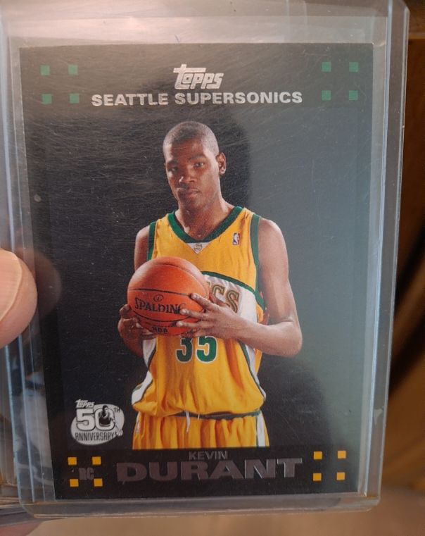 2007-08 Topps #112 Kevin Durant Rookie Card — front