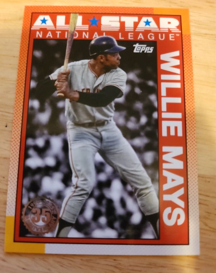2025 Topps #90AS-30 Willie Mays 1990 Topps Baseball 35th Anniversary All-Stars — front