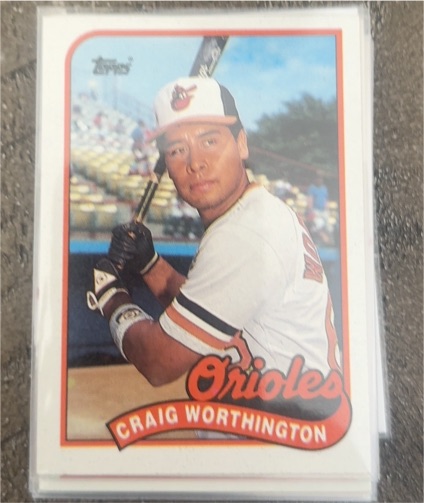 1989 Topps #181 Craig Worthington — front
