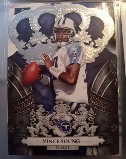 2010 Panini Crown Royale Vince Young — front