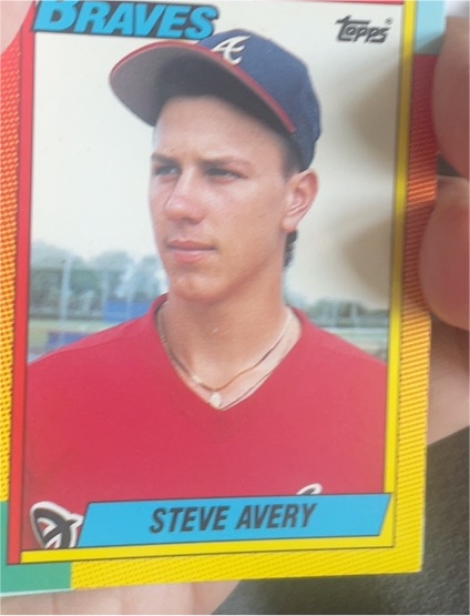 1990 Topps Traded #4T Steve Avery — front