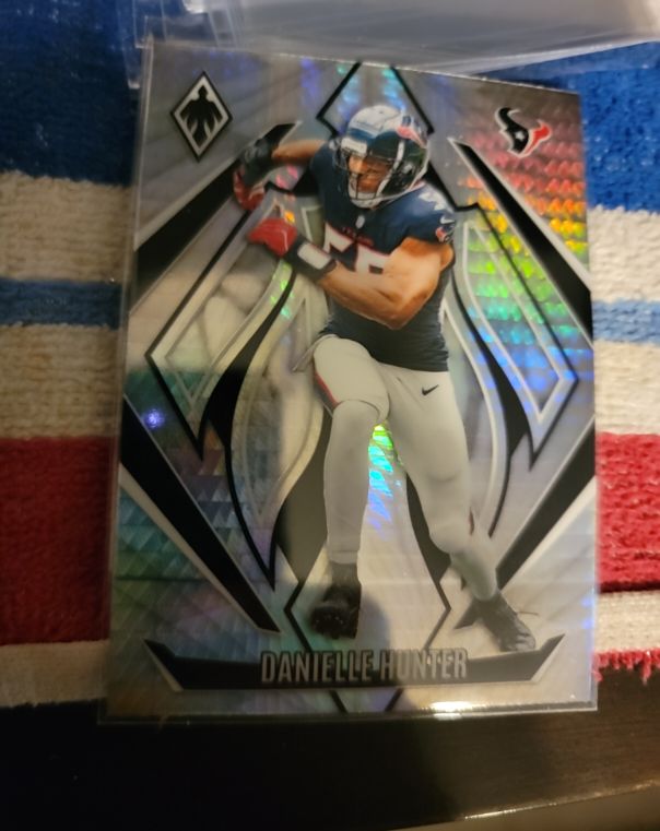 2024 Panini Phoenix #33 Danielle Hunter — front
