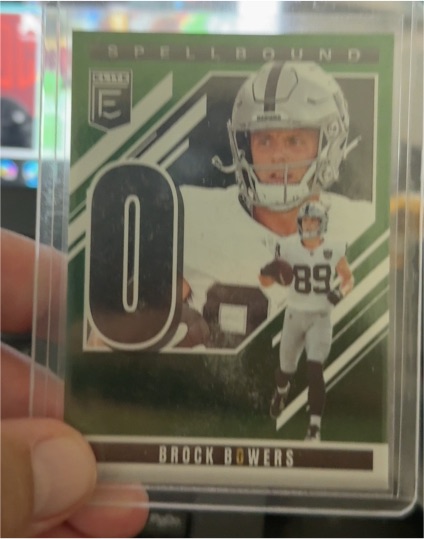 2025 Donruss Elite Brock Bowers Spellbound Green Parallel — front