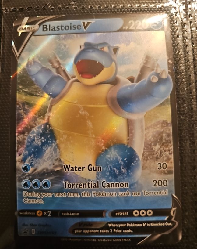 2021 Pokémon SWSH101 Blastoise V — front