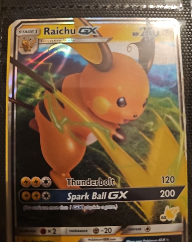 2019 Pokémon Hidden Fates #20 Raichu GX — front