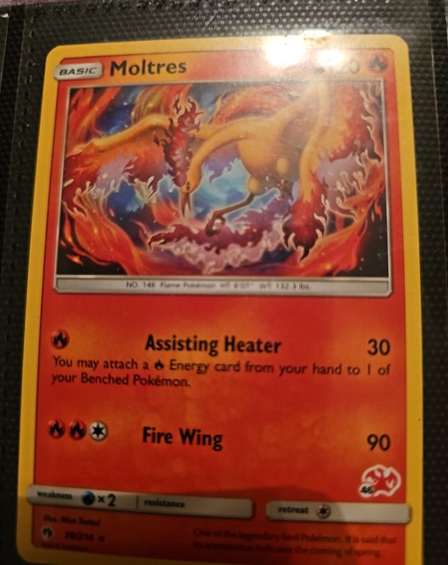 2018 Pokemon Sun & Moon Lost Thunder #38 Moltres — front