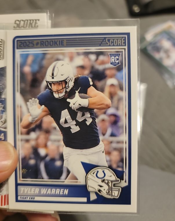2025 Panini Score #21 Tyler Warren Rookie Card — front