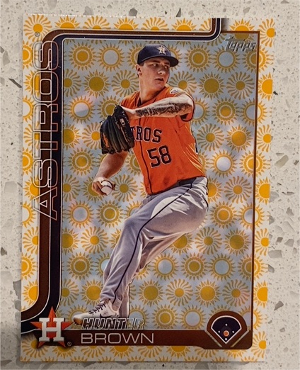 2025 Topps #58 Hunter Brown — front
