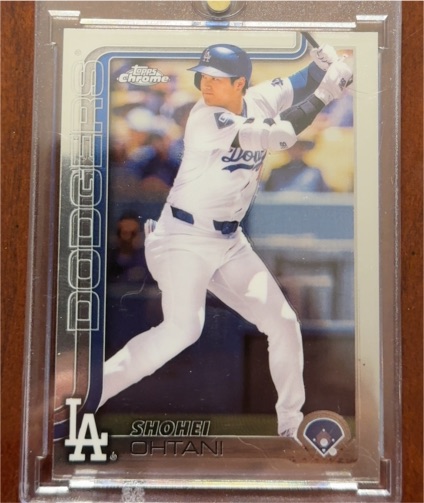 2025 Topps Chrome #1 Shohei Ohtani — front