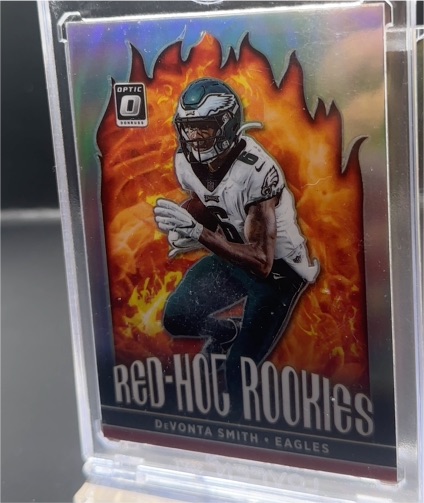 2021 Donruss Optic Red Hot Rookies #RHR-3 DeVonta Smith — front