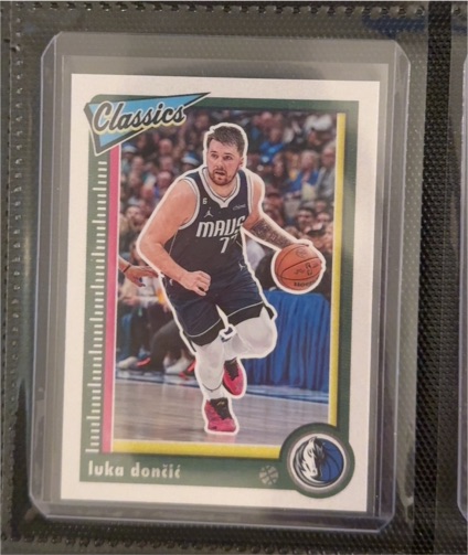 2022-23 Panini Chronicles Classics #646 Luka Dončić — front