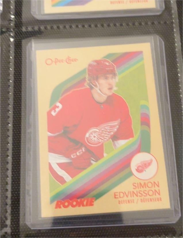 2023-24 O-Pee-Chee Retro #563 Simon Edvinsson — front