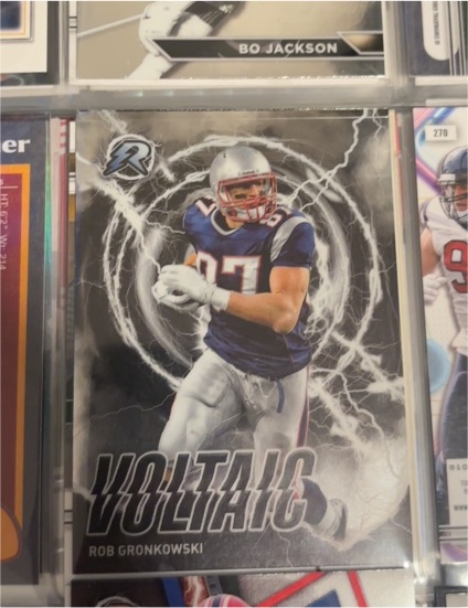 2023 Topps Composite Resurgence Voltaic #RV-19 Rob Gronkowski — front