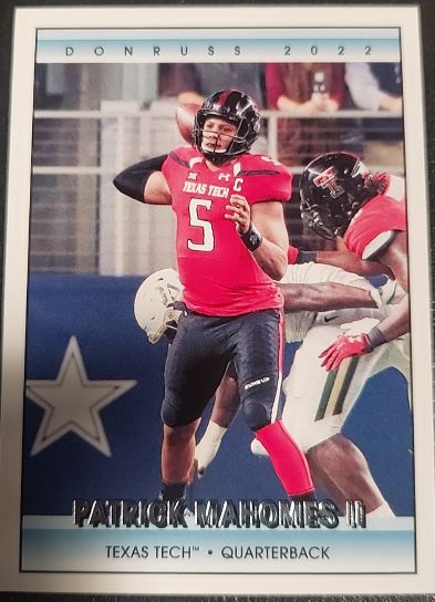 2022 Panini Chronicles Draft Picks Donruss Retro #24 Patrick Mahomes II Texas Tech — front