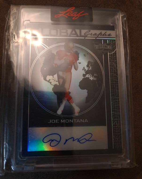 2023 Leaf Vibrance Global Graphs Joe Montana — front
