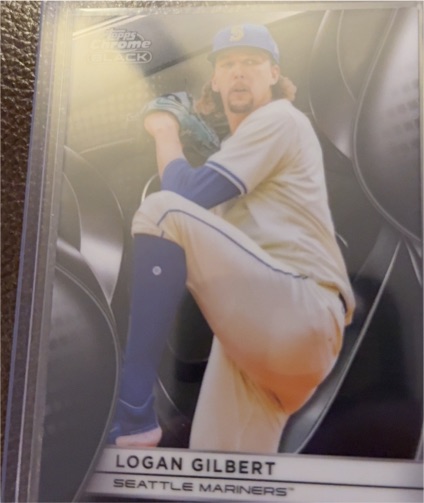 2025 Topps Chrome Black #106 Logan Gilbert — front