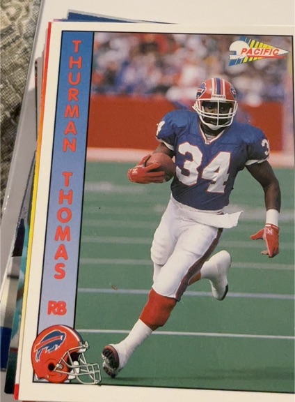 1992 Pacific #22 Thurman Thomas — front