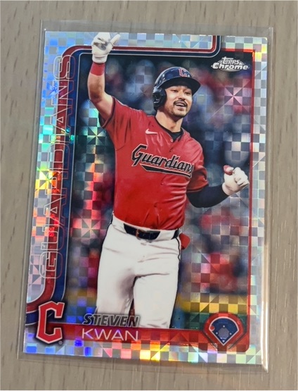 2025 Topps Chrome #202 Steven Kwan — front