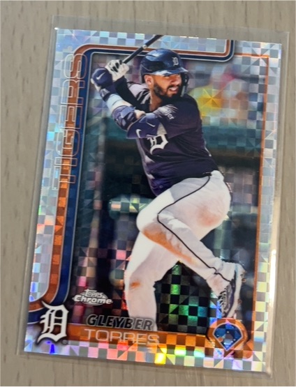 2025 Topps Chrome #190 Gleyber Torres — front