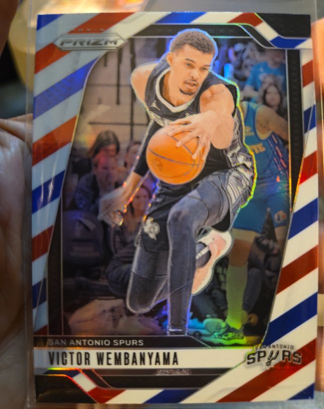 2024-25 Panini Prizm #172 Victor Wembanyama Red White & Blue Prizm — front