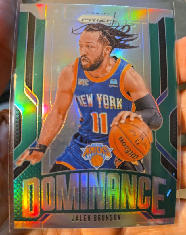 2024-25 Panini Prizm Dominance #17 Jalen Brunson — front