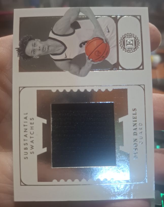 2022 Panini Chronicles Encased Substantial Swatches Dyson Daniels — front