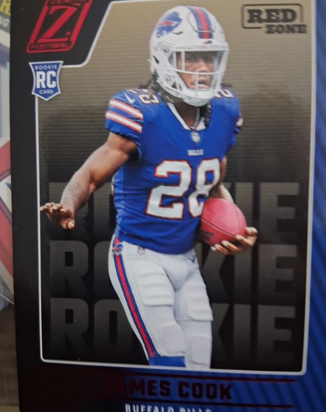 2022 Panini Zenith #115 James Cook — front