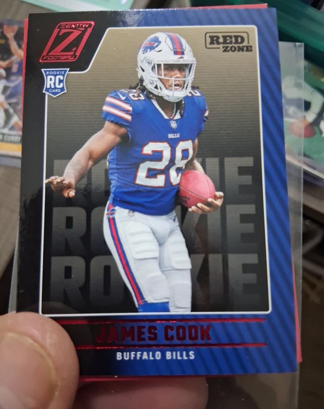 2022 Panini Zenith #115 James Cook — front