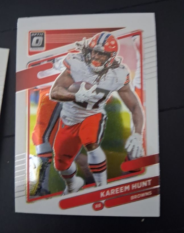 2021 Donruss Optic #142 Kareem Hunt — front