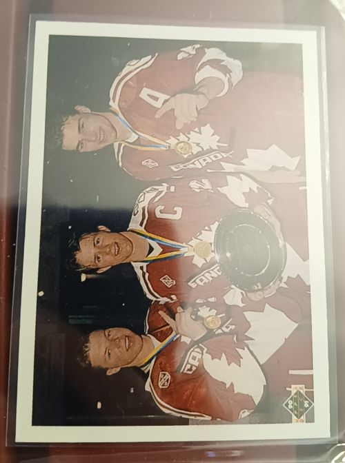 1990-91 Upper Deck #473 Canada's Captains Kris Draper Steven Rice Eric Lindros — front