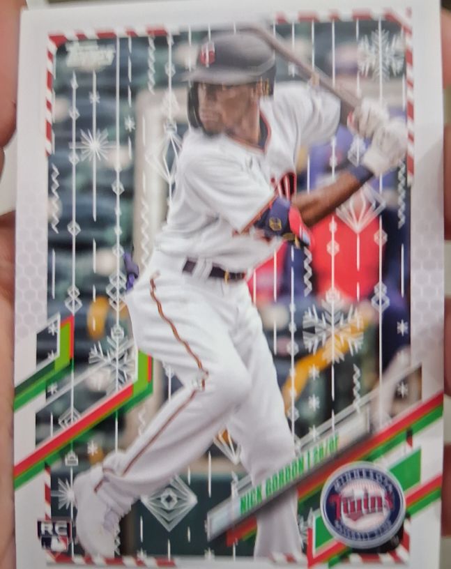 2021 Topps Holiday #HW201 Nick Gordon — front