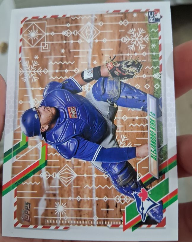 2021 Topps Holiday #HW23 Alejandro Kirk RC — front