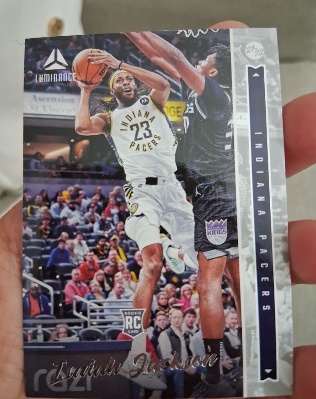 2021-22 Panini Chronicles Luminance #254 Isaiah Jackson — front
