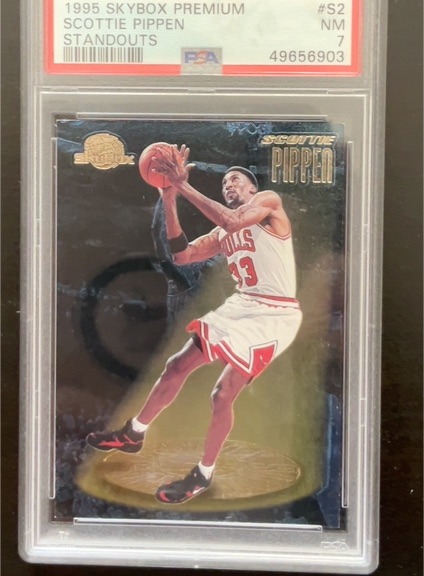 1995 SkyBox Premium #S2 Scottie Pippen — front