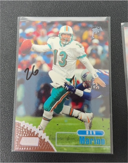 1998 Topps Stadium Club #20 Dan Marino — front