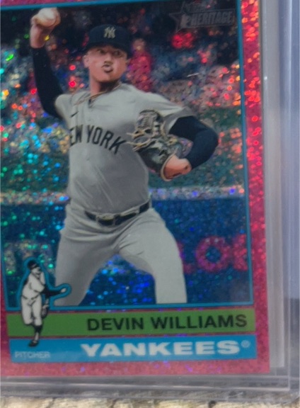 2025 Topps Heritage Chrome #376 Devin Williams — front