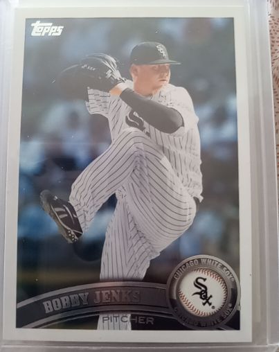 2011 Topps #122 Bobby Jenks Chicago White Sox — front