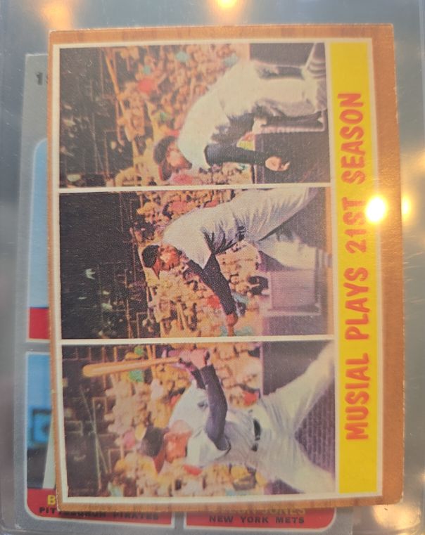 1962 Topps #317 Stan Musial Plays 21st Season — front