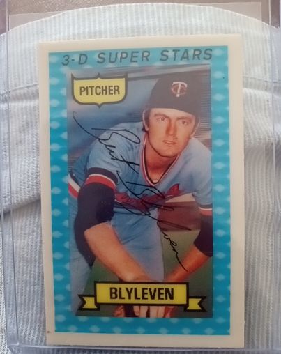 1974 Kellogg's 3-D Super Stars #46 Bert Blyleven — front