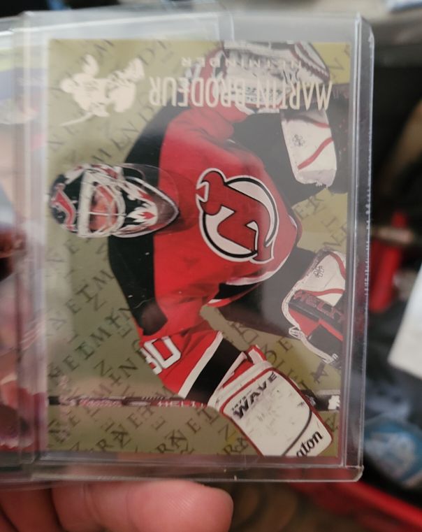 1994-95 Fleer Netminders #2 Martin Brodeur — front