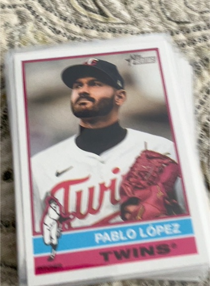 2025 Topps Heritage #131 Pablo López — front