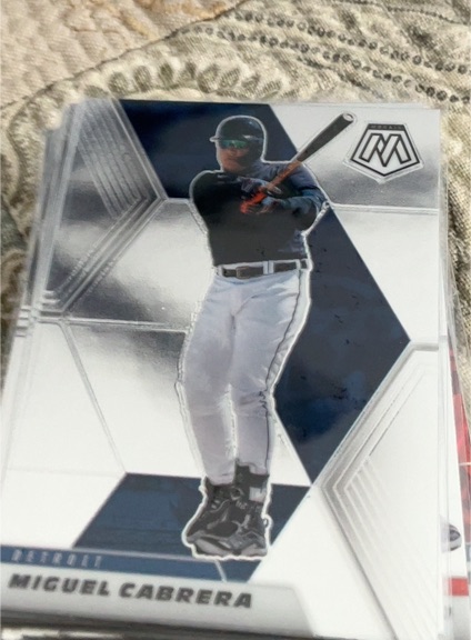 2021 Panini Mosaic #117 Miguel Cabrera — front